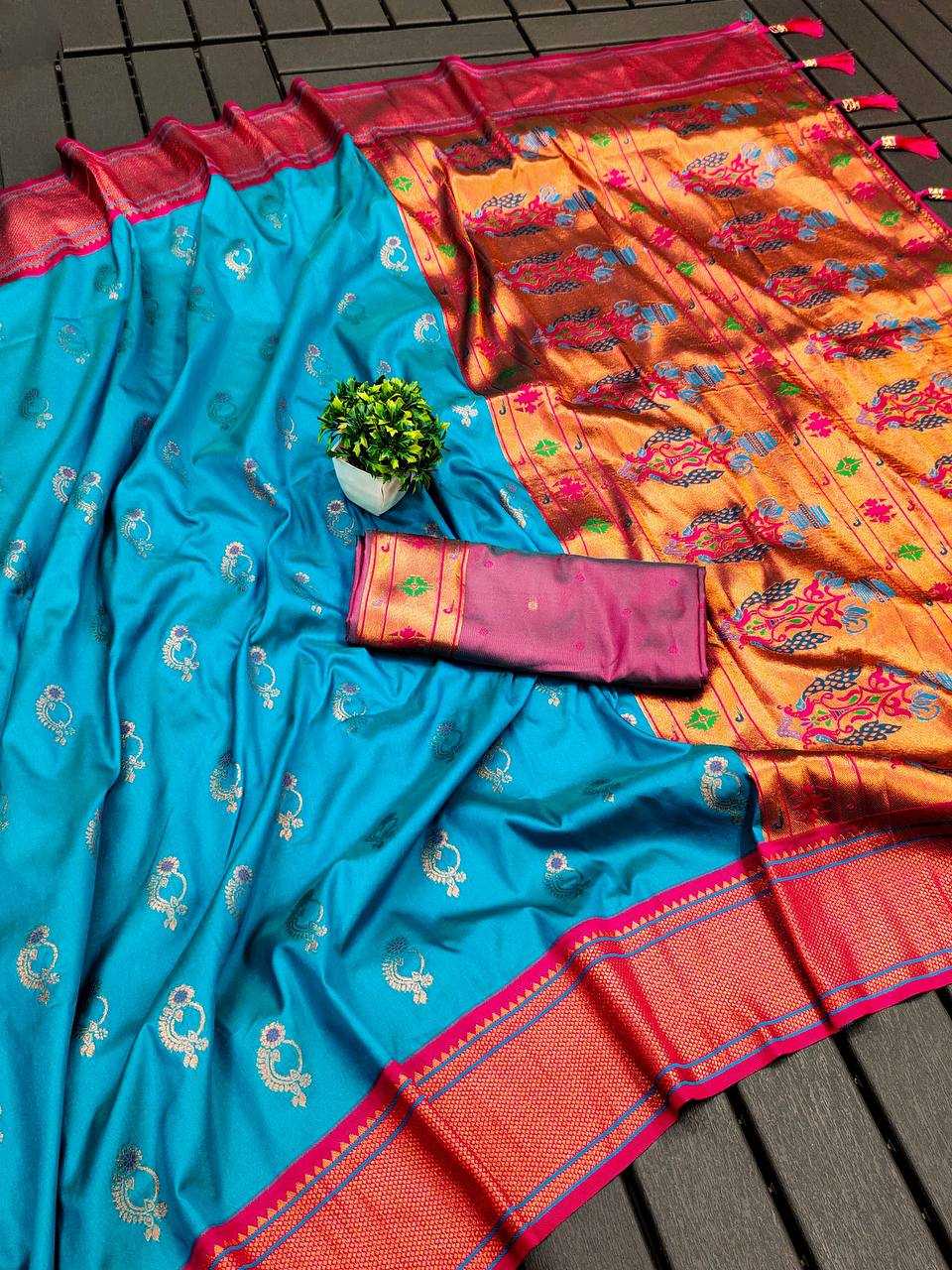 Ynf Paithani Silk RIN150 Nath Paithani -2 Silk Sarees Wholesale Paithani Sarees Heavy Silk Sarees Zari Border Silk Sarees Manufacturer