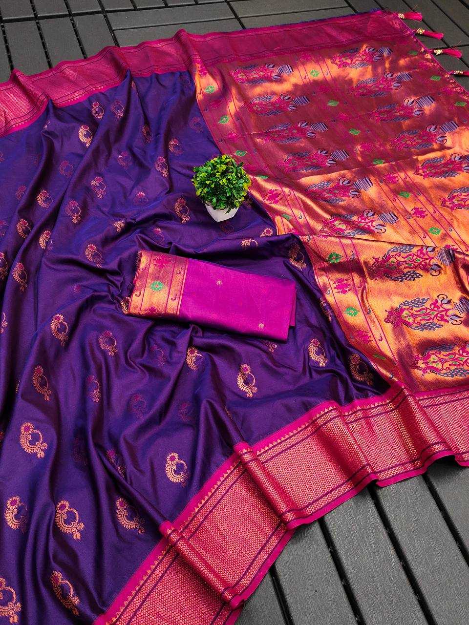 Ynf Paithani Silk RIN150 Nath Paithani -2 Silk Sarees Wholesale Paithani Sarees Heavy Silk Sarees Zari Border Silk Sarees Manufacturer