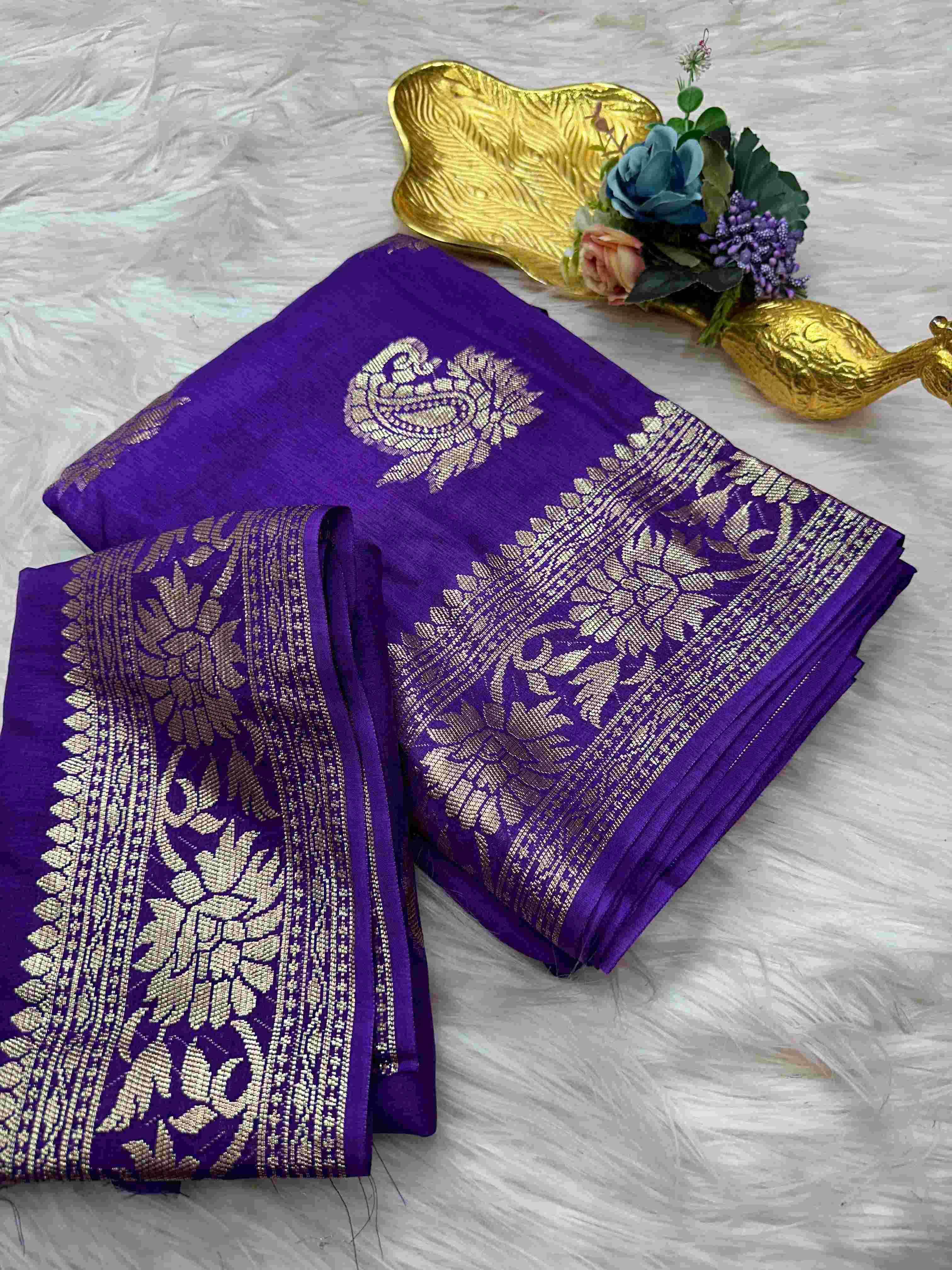 Ynf Pure Viscos RIN104 APE55 Sarees Diwali Collections Festive Collections Wholesale Jacquard Saree Viscose Saree Festive Sarees Manufacturer