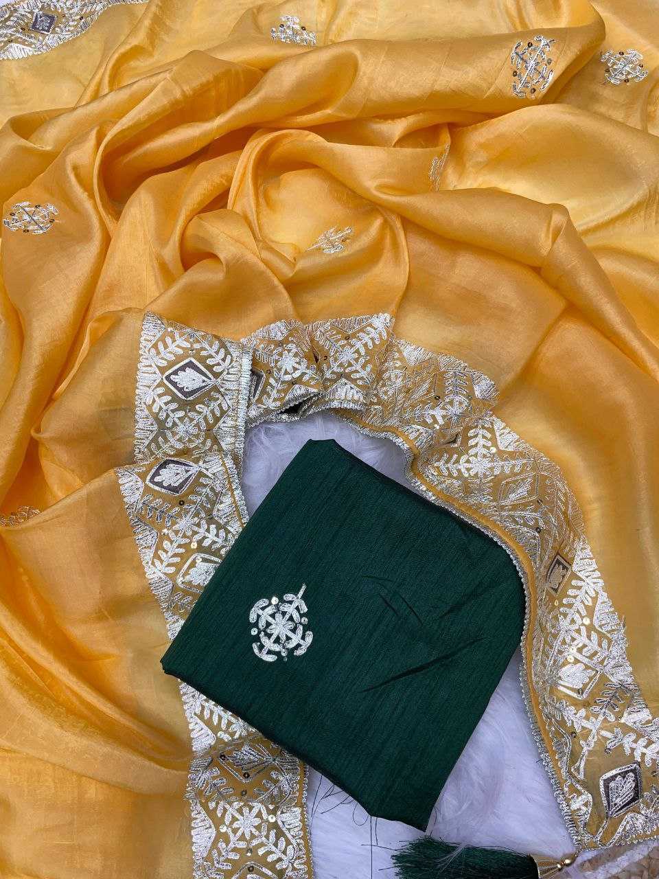 Ynf Soft Gold Crush RIN143 528 Sarees Diwali Collections Festive Collections Wholesale Ladies Sarees Festive Sarees Sarees With Blouse Manufacturer