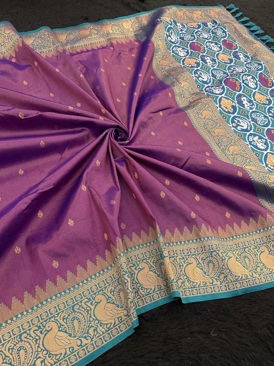 Ynf Tissue Silk RIN116 TISSUE PATOLA Silk Sarees Wholesale Kanjeevaram Sarees Brocade Sarees Zari Border Silk Sarees Manufacturer