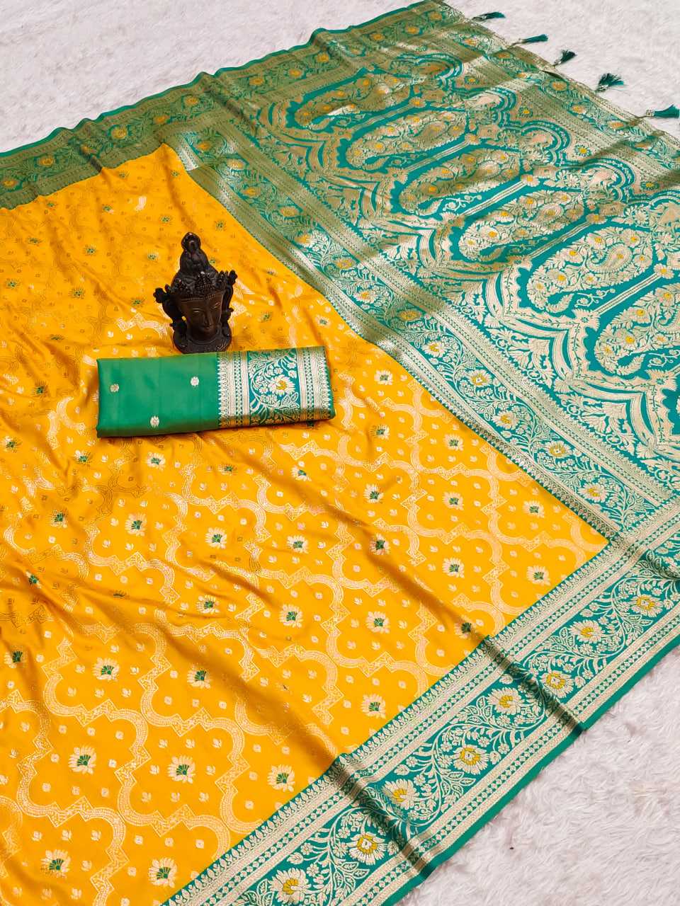 Ynf Banarasi Soft Silk RIN118 259 Silk Sarees Wedding Collections Festive Collections Wholesale Banarasi Silk Sarees Zari Border Silk Sarees Haldi Outfits Manufacturer