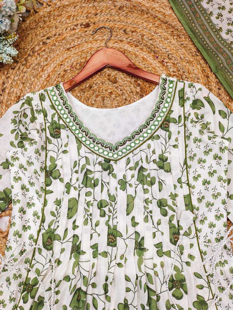 Ynf Cotton KESH501 flowral Kurti Wholesale Festive Kurtis Party Wear Kurtis Cotton Kurtis Manufacturer