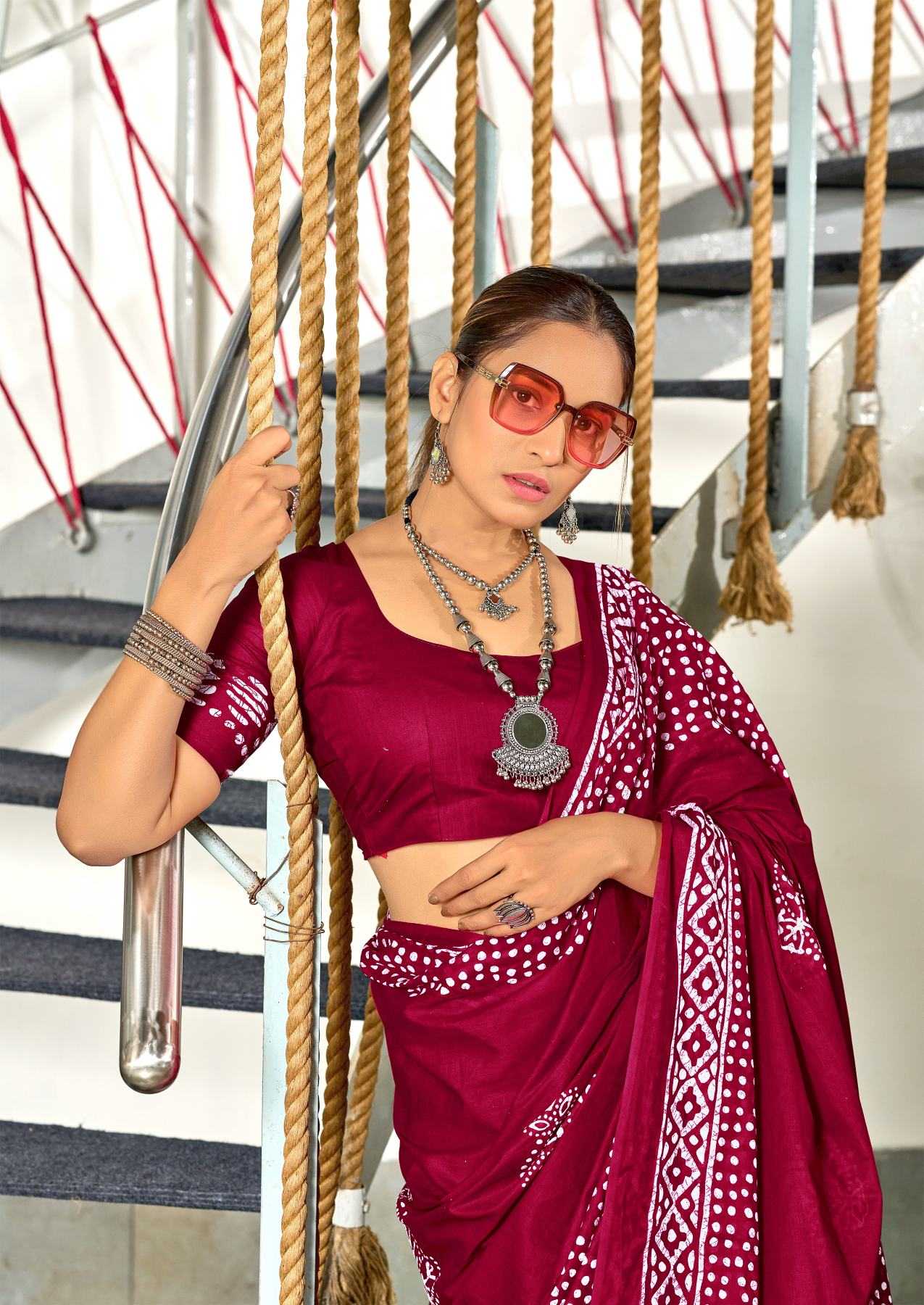 Ynf Pure Cotton RIN229 BATIK SESSION Sarees Wholesale Printed Cotton Saree Cotton Sarees Mulmul Cotton Sarees Manufacturer