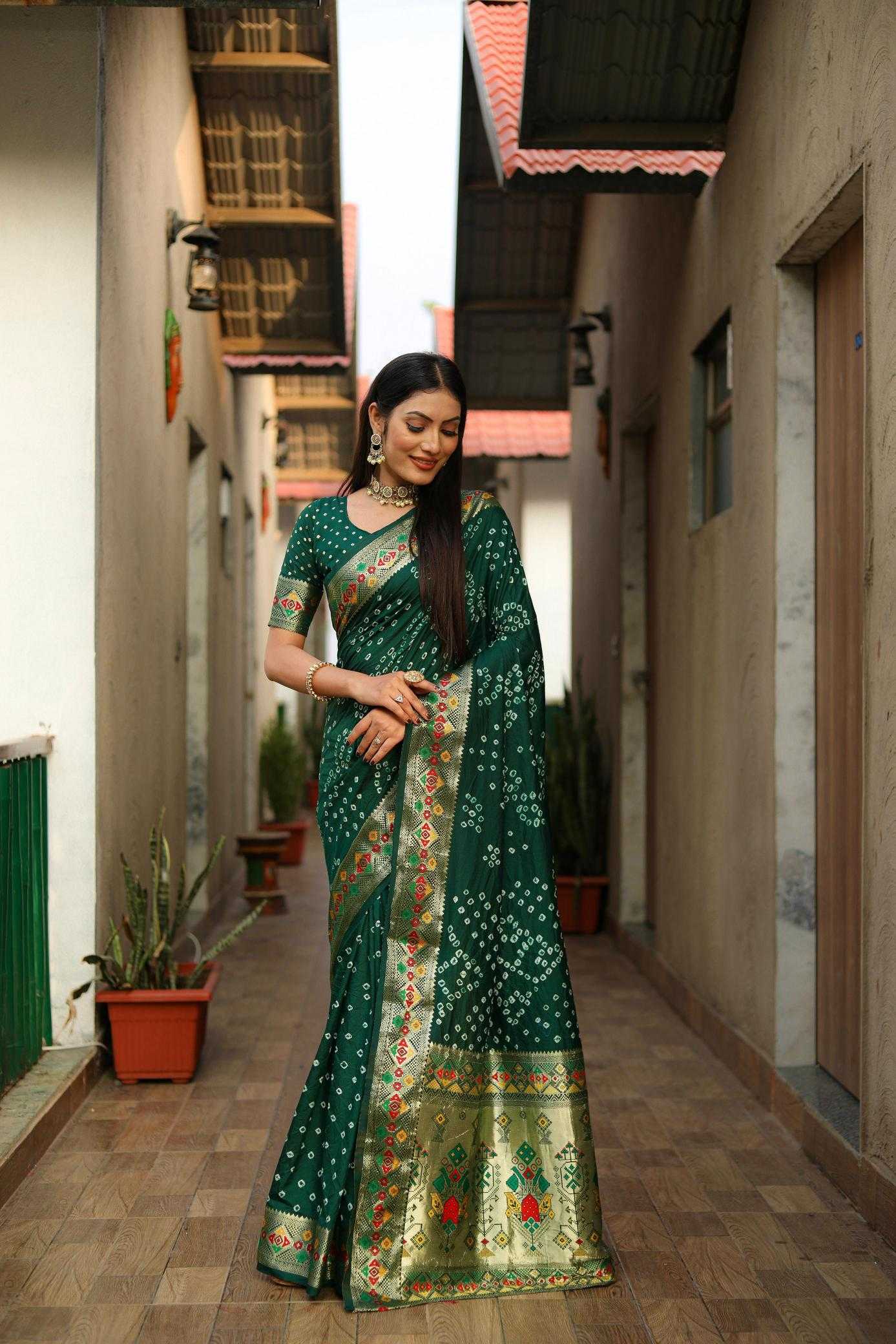 Ynf Pure Silk RIN183 MAYRA Silk Sarees Wedding Collections Festive Collections Wholesale Patola Sarees Designer Silk Sarees Zari Border Silk Sarees Manufacturer