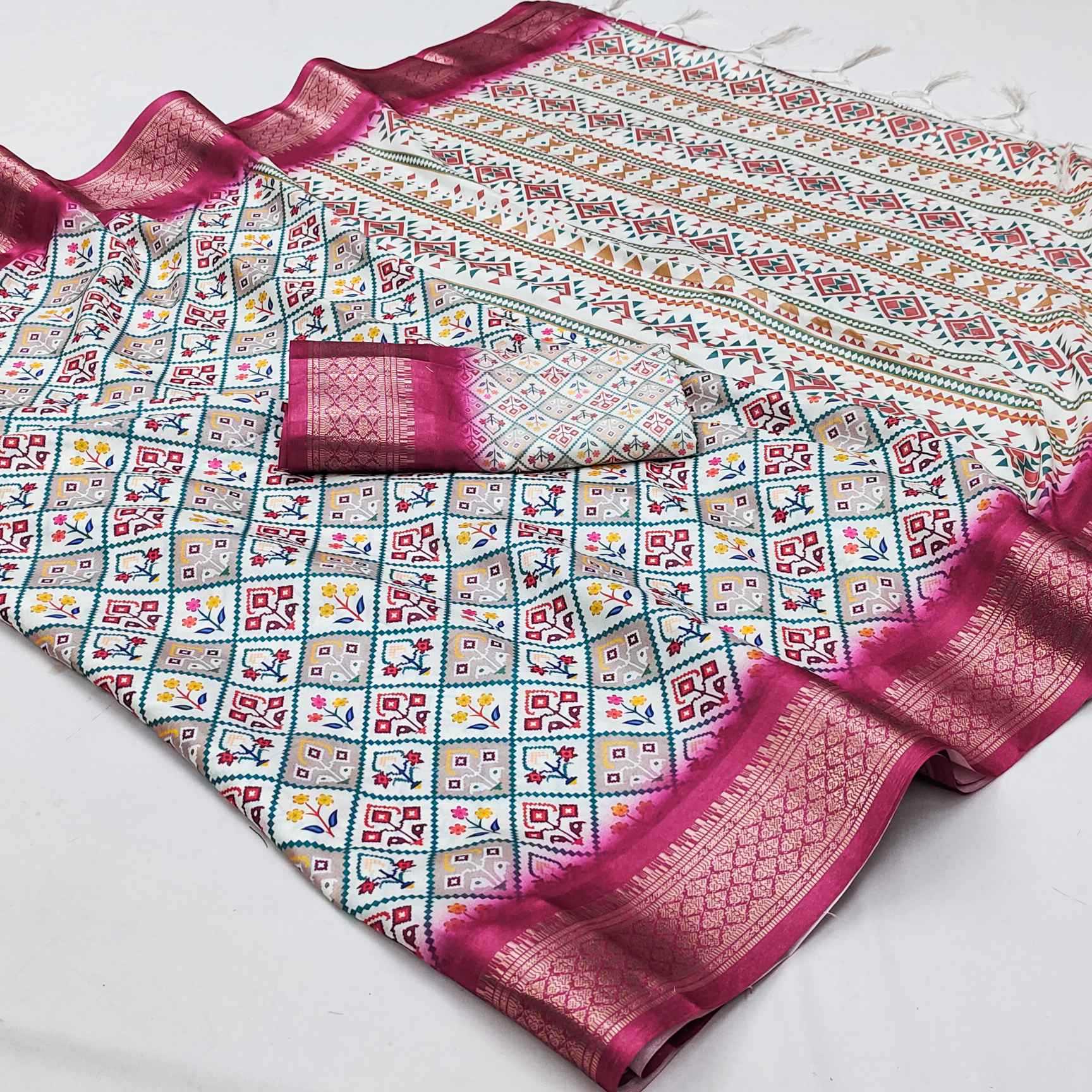Ynf Soft Cotton Silk RIN231 AXALI-2 DIGITAL Sarees Wholesale Designer Sarees Ladies Sarees Printed Cotton Saree Manufacturer