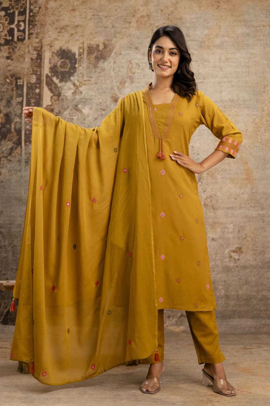 Ynf Cotton RIN190 SL Setwise Collections Wholesale Kurtis Catalogs Manufacturer