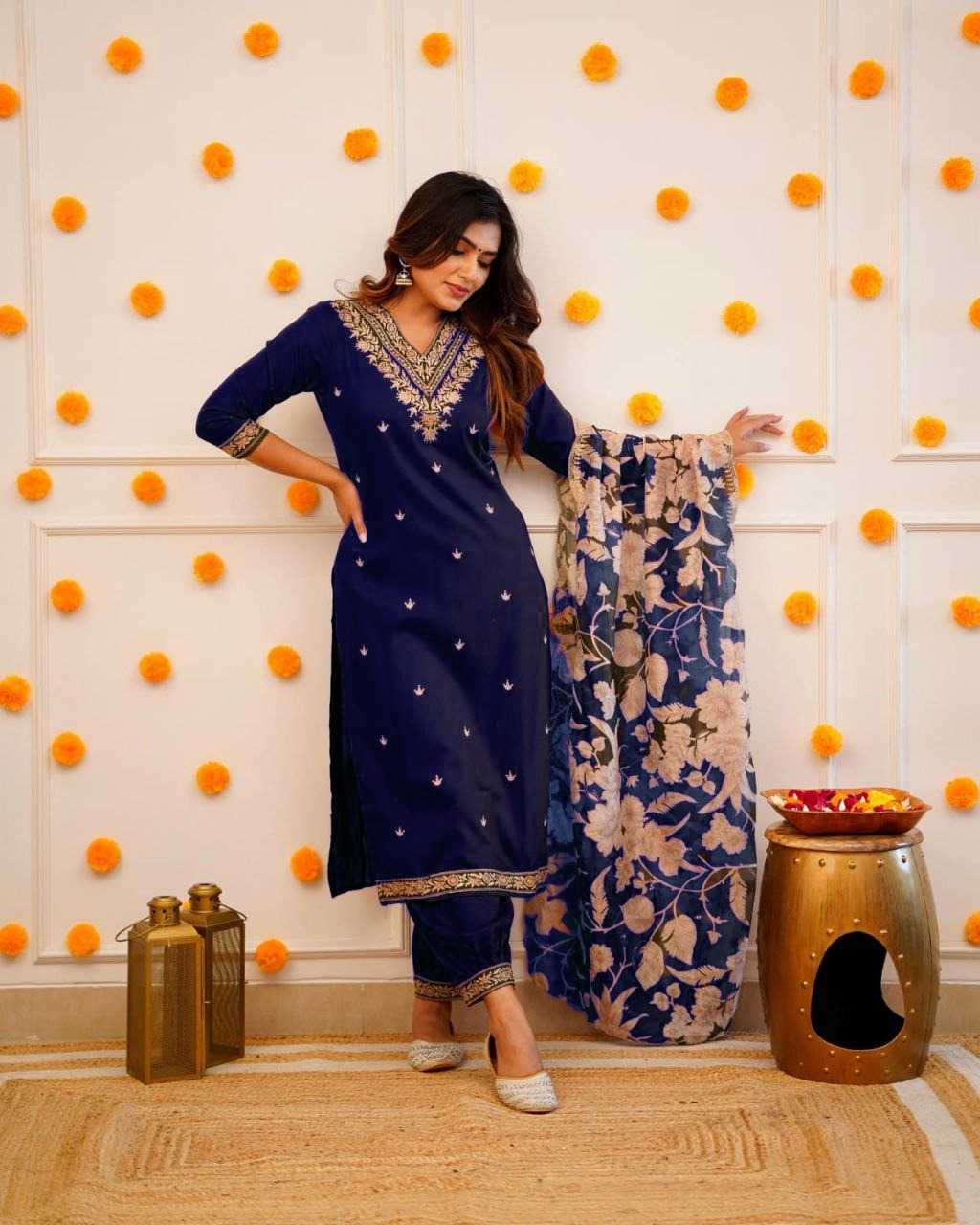 Ynf Viscose RIN222 SI-248 Kurti Wholesale Designer Kurtis Rayon Kurtis Embroidered Kurtis Manufacturer