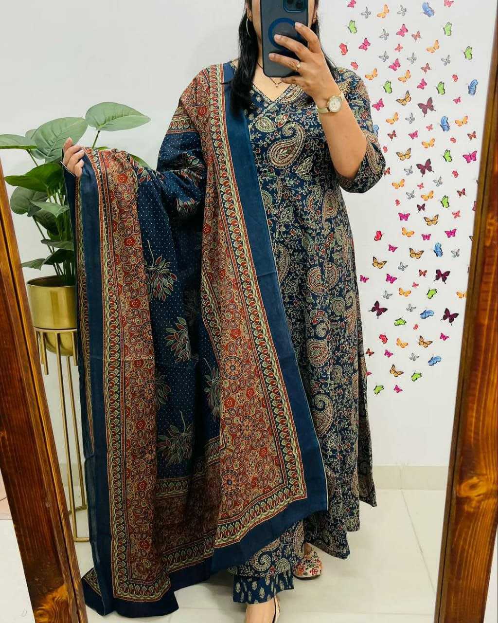 Ynf Cotton KESH613 215 Suits & Dresses Festive Collections Wholesale Printed Suits Cotton Suits Anarkali Suits Manufacturer