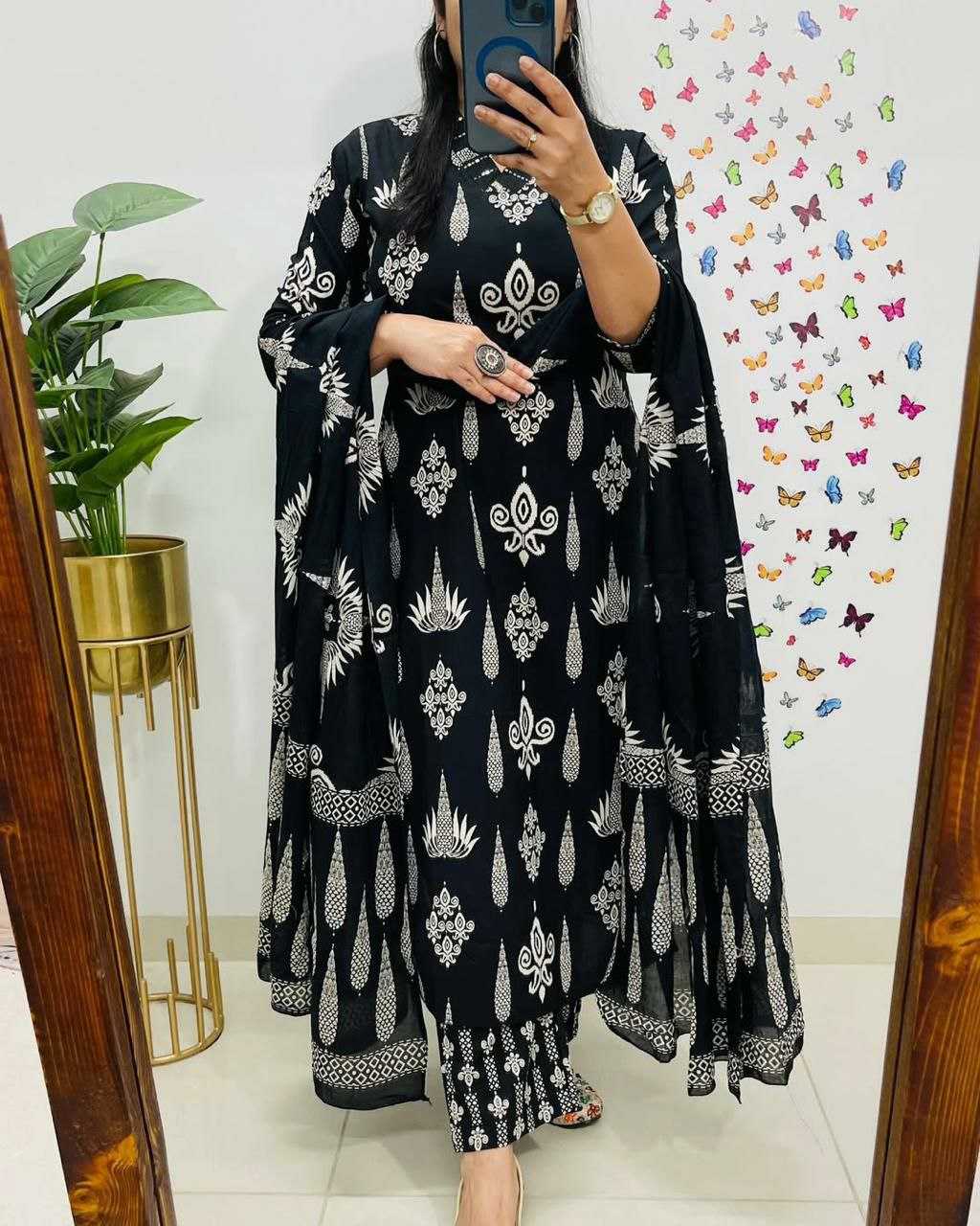Ynf Cotton KESH613 220 Suits & Dresses Festive Collections Wholesale Printed Suits Cotton Suits Handwork Suits Manufacturer