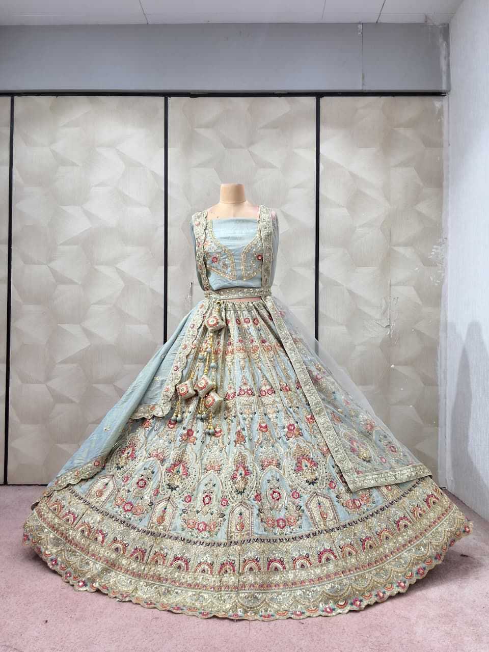 Ynf Tissue KESH530 DURGAVATI Lehengas Wholesale Designer Lehenga Celebrity Lehenga Wedding Lehenga Manufacturer