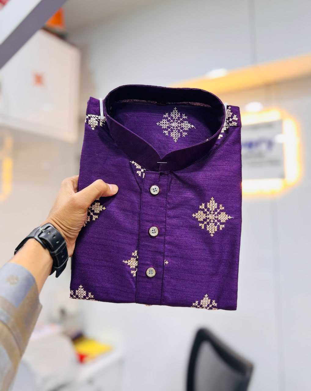 YNF PARBON SILK RBV GOLDEN FLOWER WHOLESALE MENS WEAR MANUFACTURER