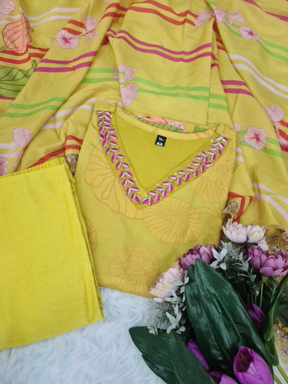 YNF CREPE SMC DHRUVI SUITS & DRESSES WHOLESALE DRESSES PRINTED LADIES SILK SUITS MANUFACTURER 