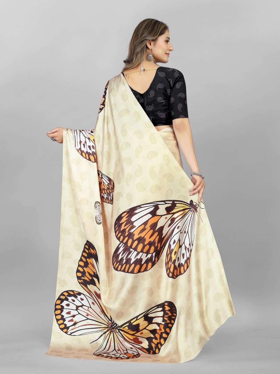 YNF CREPE SRRT JAPAN CRAPE3 SAREES WHOLESALE PRINTED LADIES CREPE SATIN SAREES MANUFACTURER