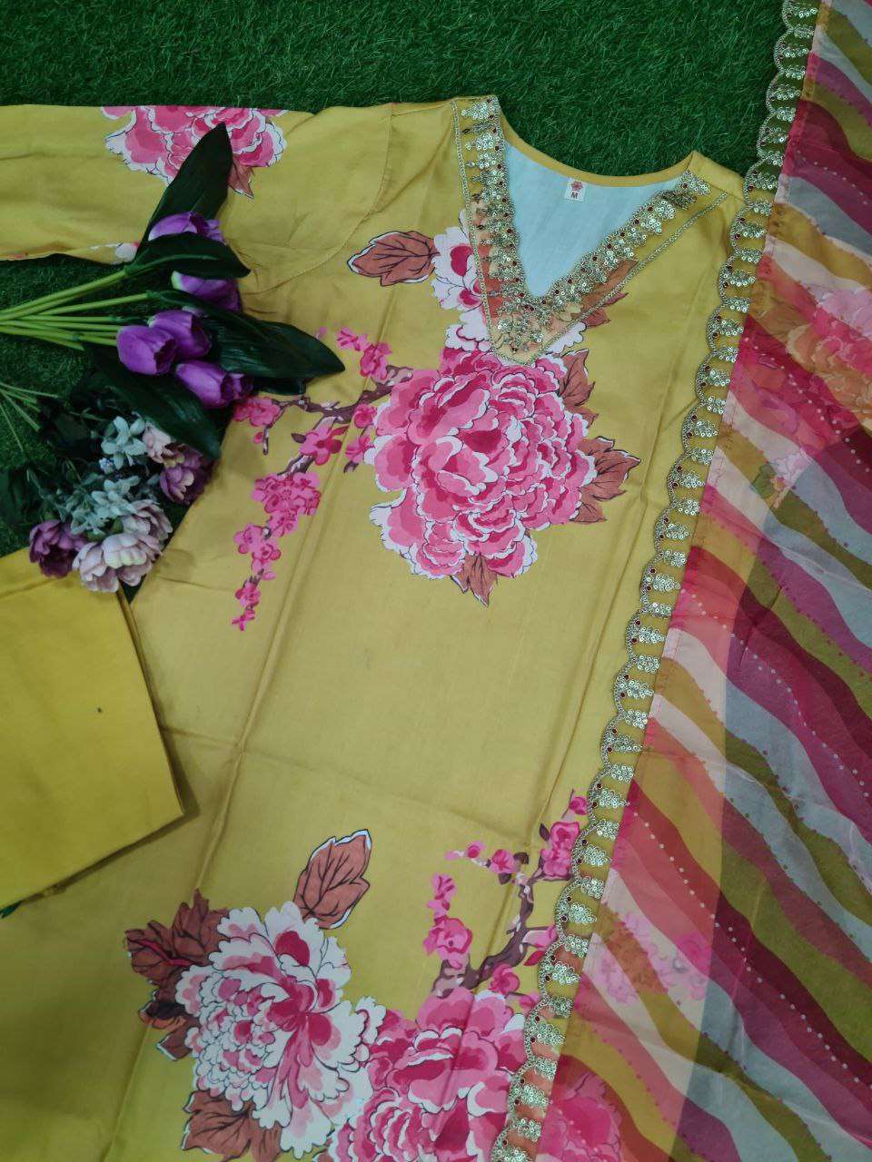 YNF MUSLIN SMC 454 SUITS & DRESSES WHOLESALE LADIES PRINTED DRESSES SUITS EMANUFACTURER