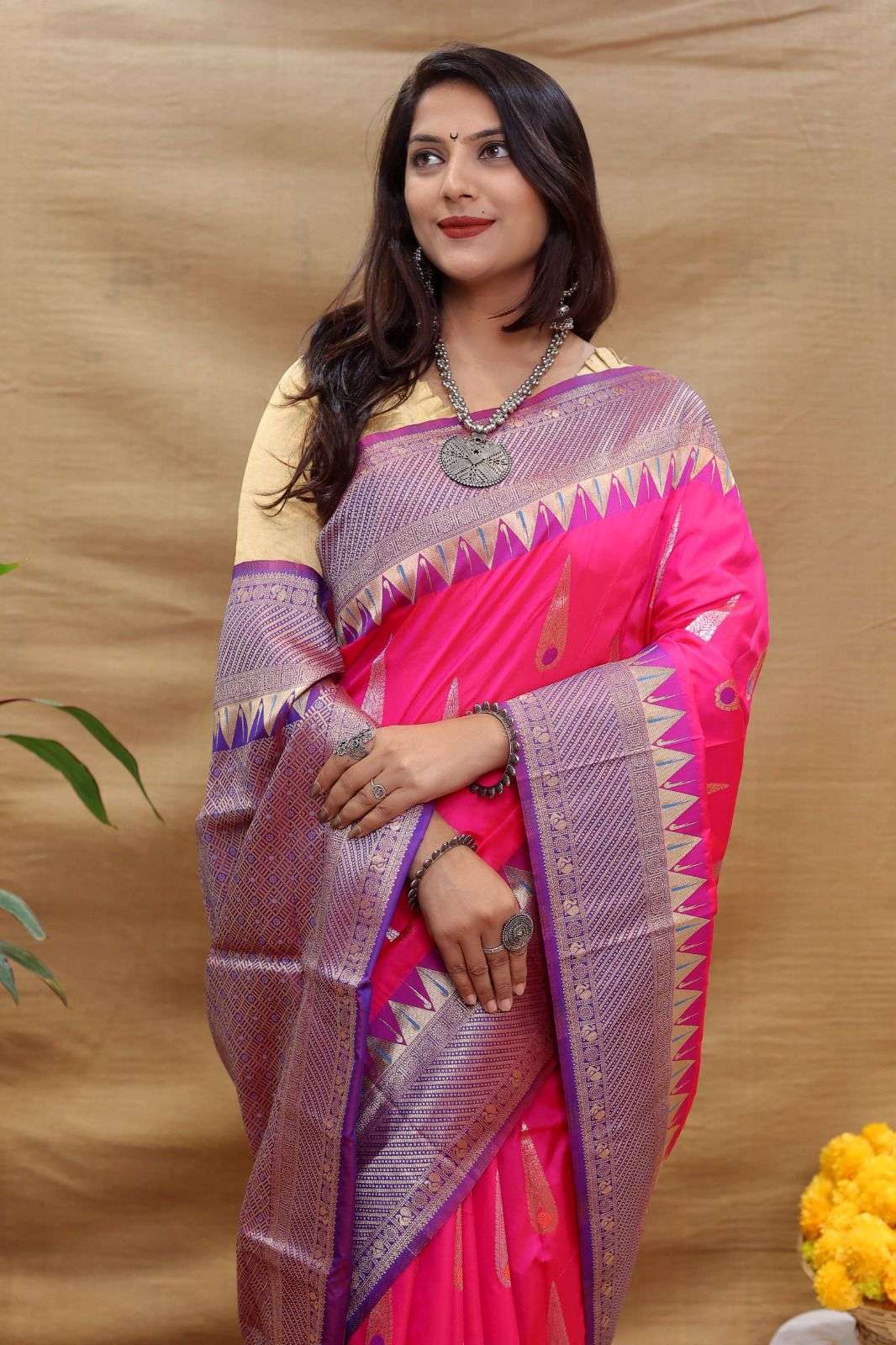 YNF SOFT SILK PCF RATNA TILAK SILK SILK SAREES WHOLESALE SOFT SILK HANDLOOM TRADITIONAL SAREES MANUFACTURER