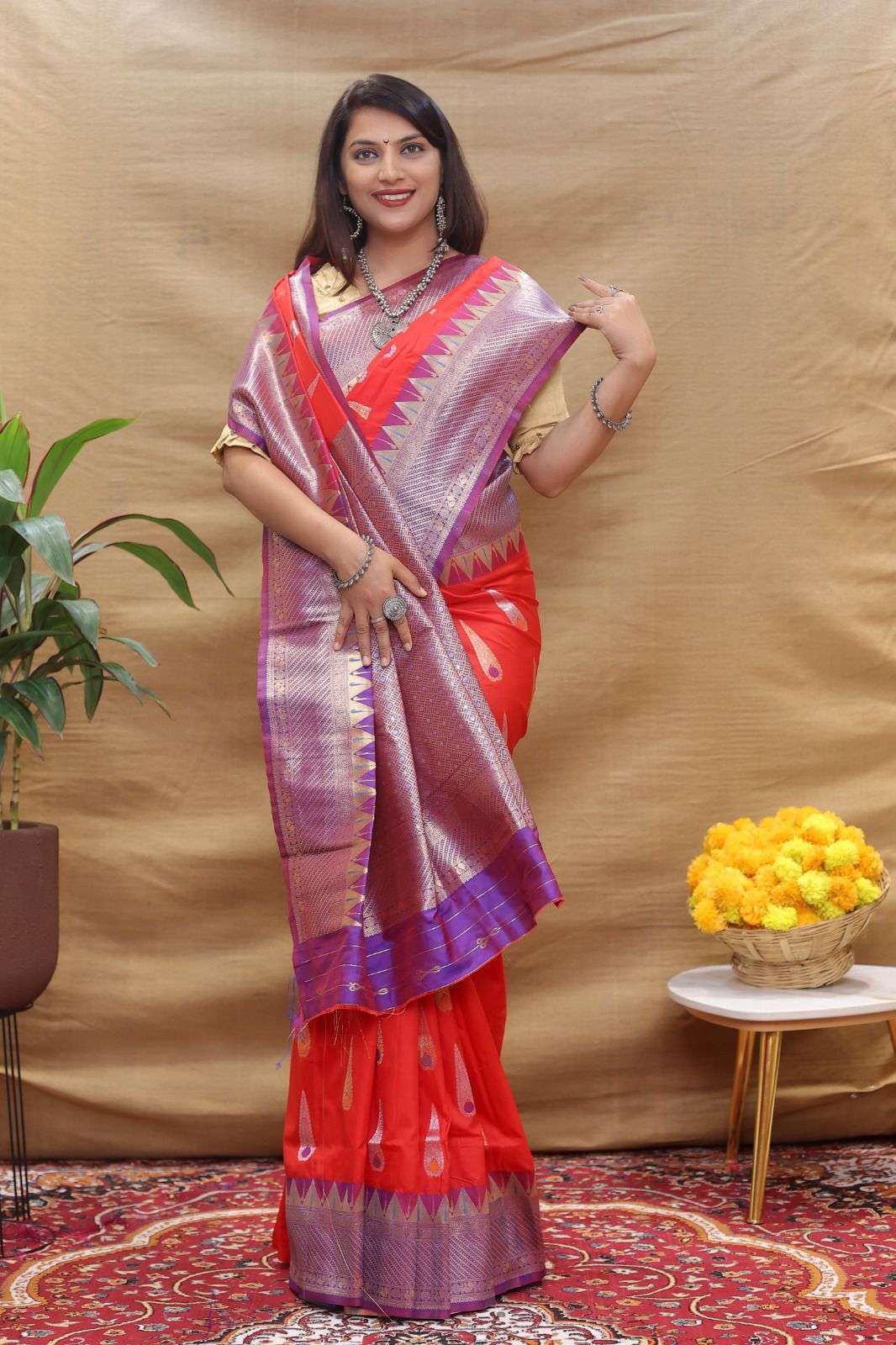 YNF SOFT SILK PCF RATNA TILAK SILK SILK SAREES WHOLESALE SOFT SILK HANDLOOM TRADITIONAL SAREES MANUFACTURER