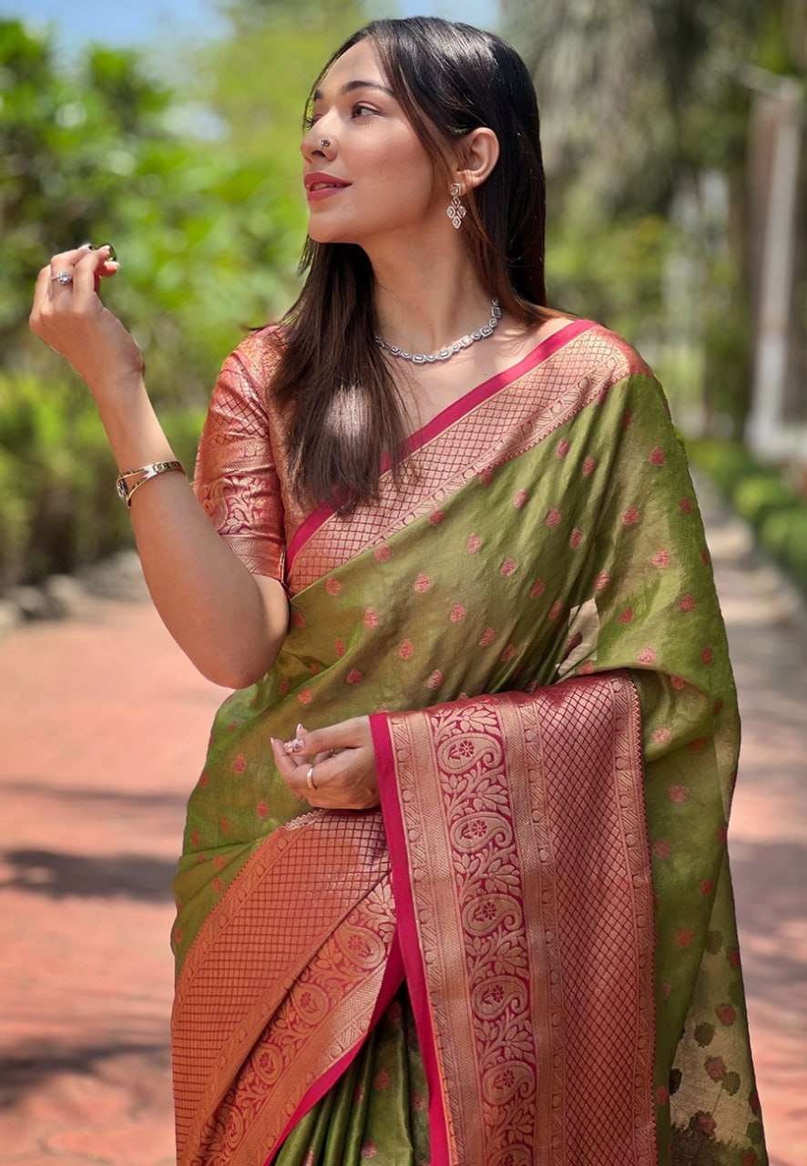 YNF TISSUE REW SUPERHIT PATTU SILK SAREES WHOLESALE KANJEEVARAM PATTU TRADITIONAL SAREES MANUFACTURER