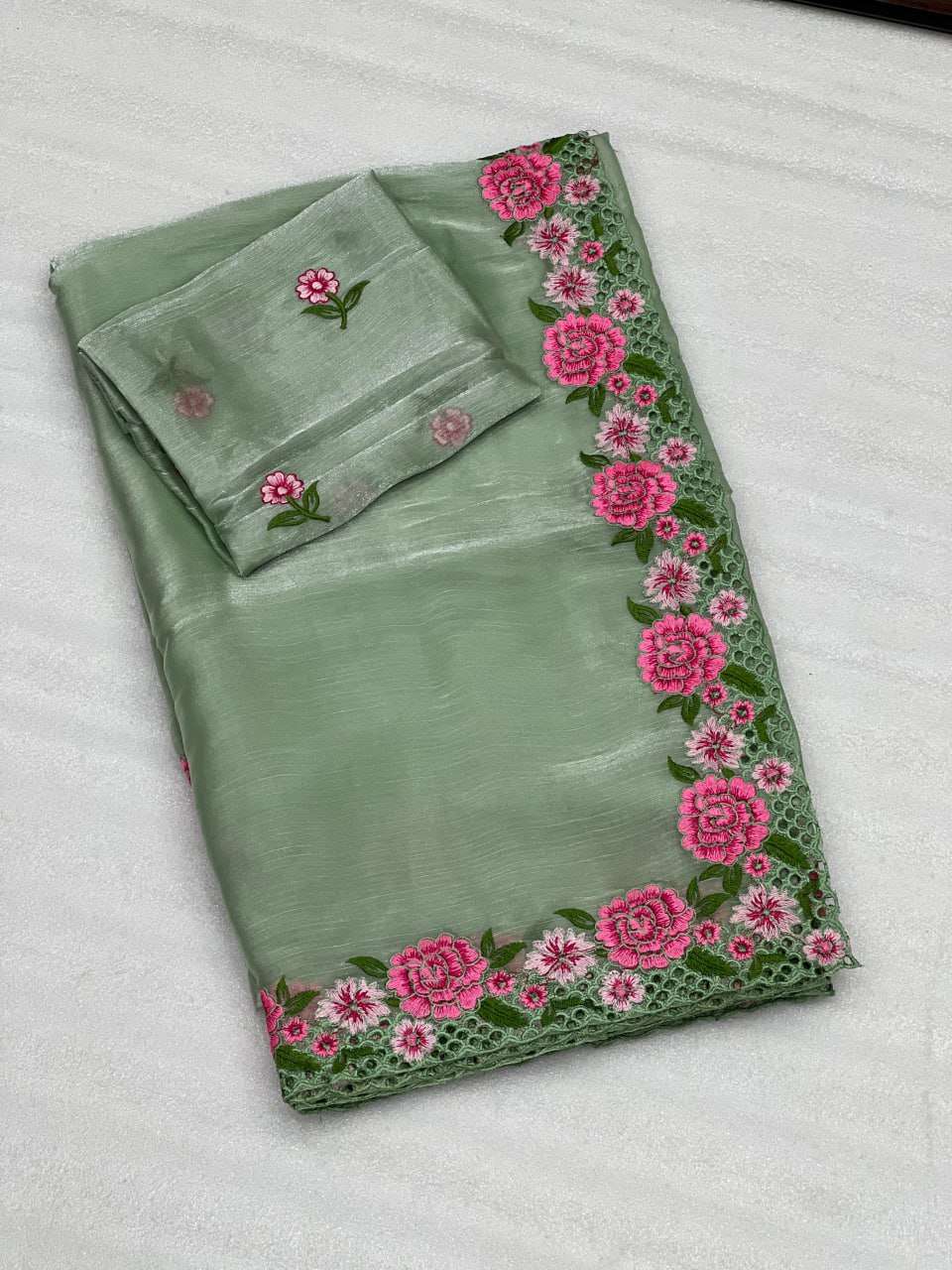 YNF TISSUE SILK RNNC 21 SAREES WHOLESALE FANCY TISSUE SILK LACE BORDER SAREES MANUFACTURER