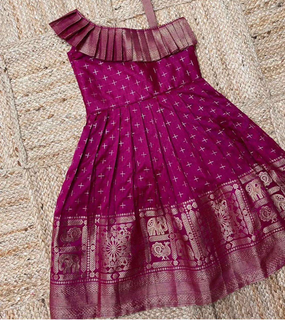 YNF JACQUARD KIDS WEAR WHOLESALE KIDS GOWNS MANUFACTURER