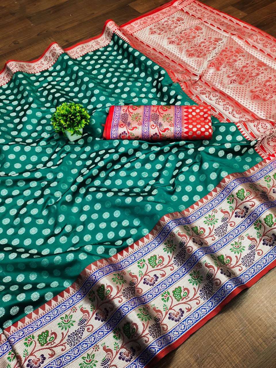 YNF KANJIVARAM SILK RIN113 4181 SILK SAREES WHOLESALE KANJEEVARAM SILK SOFT SILK HANDLOOM SAREES MANUFACTURER