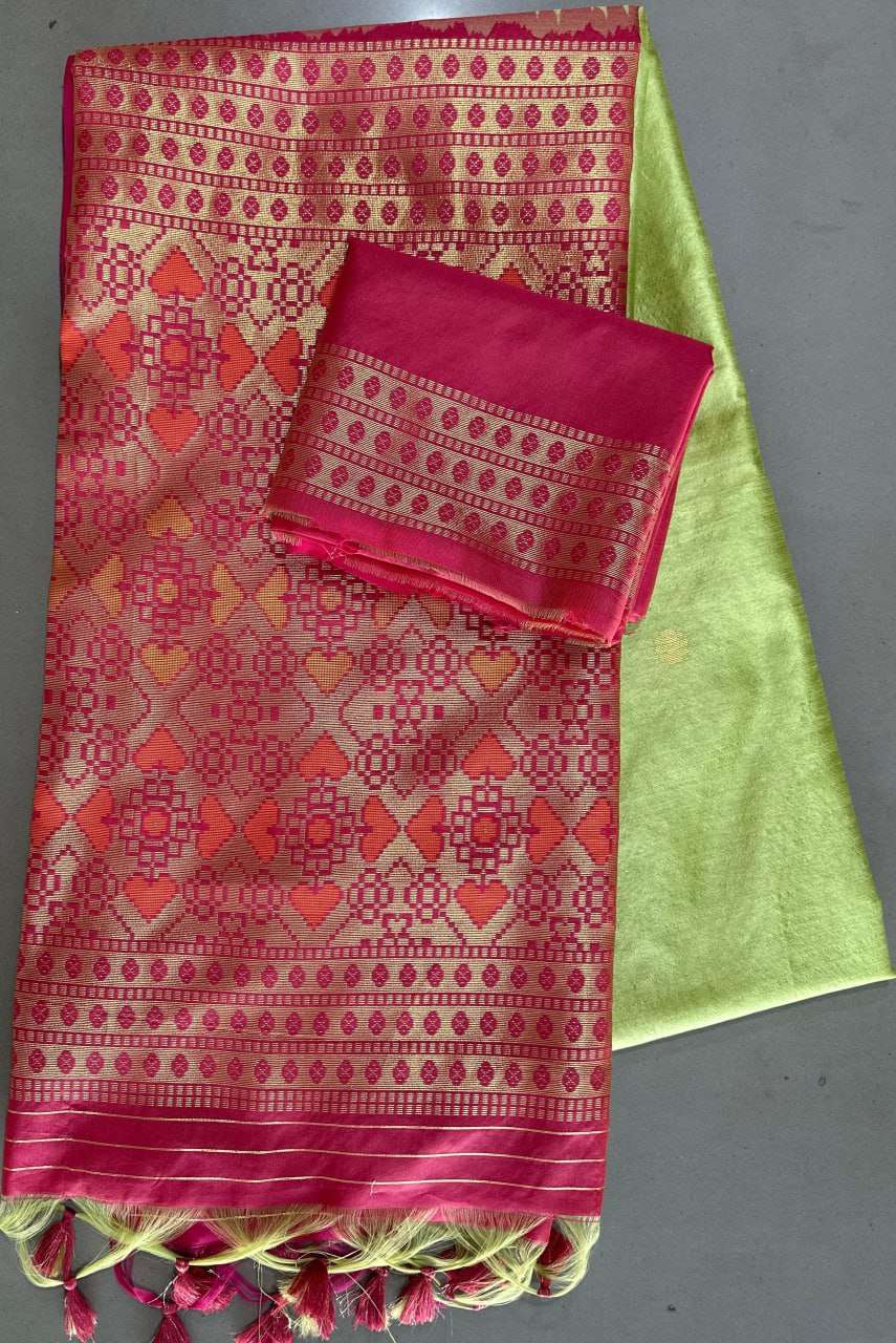 YNF PURE SILK RIN163 RAE14 SILK SAREES WHOLESALE SOFT SILK TRADITIONAL PURE SILK SAREES MANUFACTURER