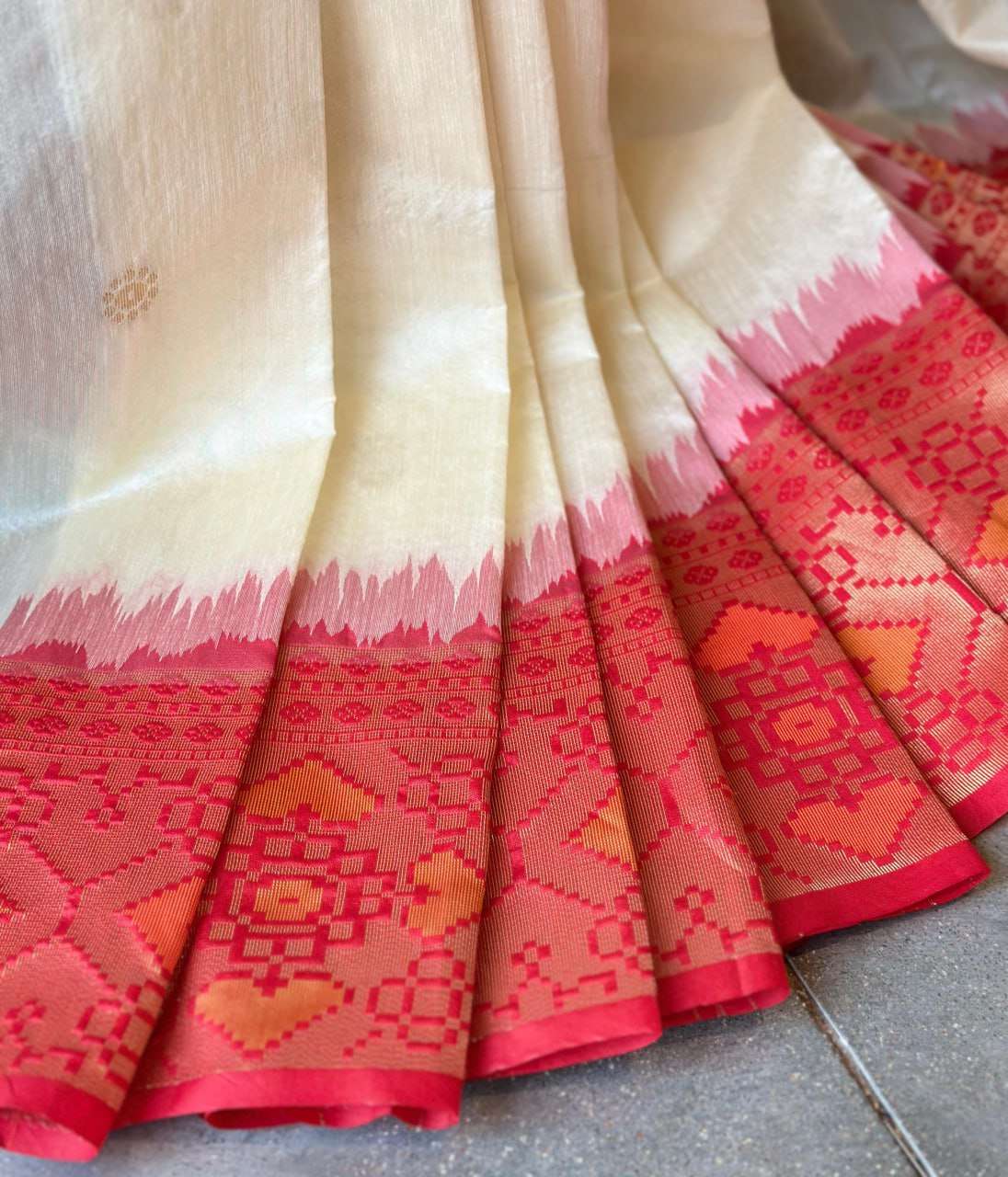 YNF PURE SILK RIN163 RAE14 SILK SAREES WHOLESALE SOFT SILK TRADITIONAL PURE SILK SAREES MANUFACTURER