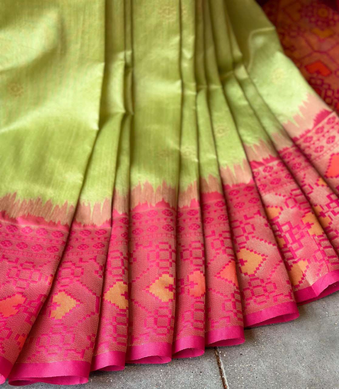 YNF PURE SILK RIN163 RAE14 SILK SAREES WHOLESALE SOFT SILK TRADITIONAL PURE SILK SAREES MANUFACTURER