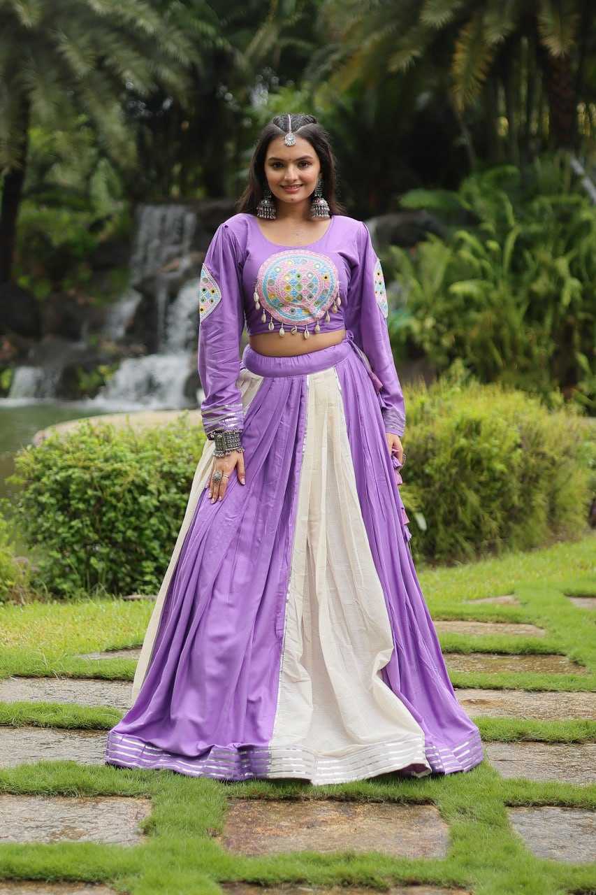 YNF RAYON KESH132 7122 LEHENGAS WHOLESALE NAVRATRI CHANIYA CHOLI TRADITIONAL LEHENGAS MANUFACTURER