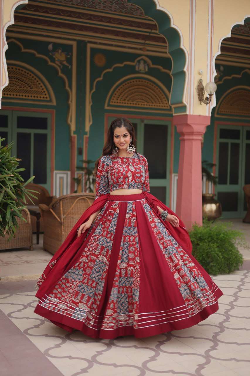 YNF RAYON KESH132 7123 LEHENGAS WHOLESALE TRADITIONAL PRINTED NAVRATRI CHANIYA CHOLI MANUFACTURER