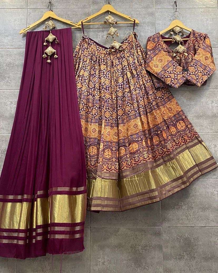  YNF SATIN RIN141 508 LEHENGAS WHOLESALE SILK PRINTED NAVRATRI CHANIYA CHOLI MANUFACTURER