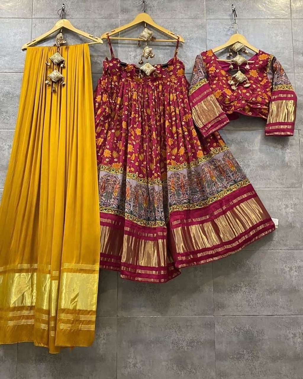  YNF SATIN RIN141 515 LEHENGAS WHOLESALE SILK PRINTED NAVRATRI CHANIYA CHOLI LEHENGAS MANUFACTURER