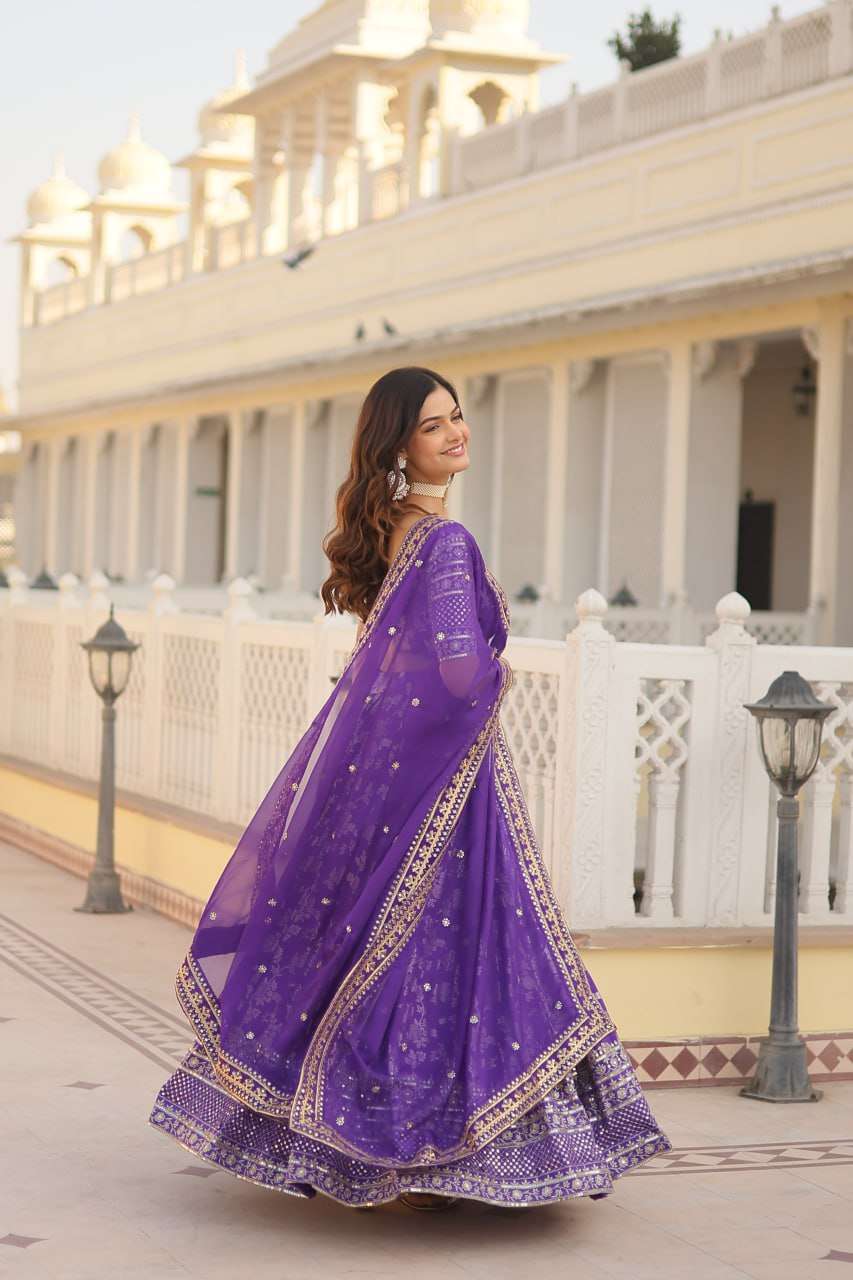 YNF VISCOSE KESH132 7080 LEHENGAS WHOLESALE FANCY TRADITIONAL EMBROIDERED LEHENGAS MANUFACTURER    