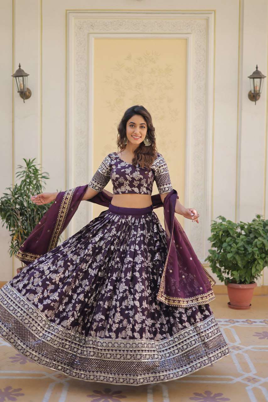 YNF VISCOSE KESH132 7080 LEHENGAS WHOLESALE FANCY TRADITIONAL EMBROIDERED LEHENGAS MANUFACTURER    