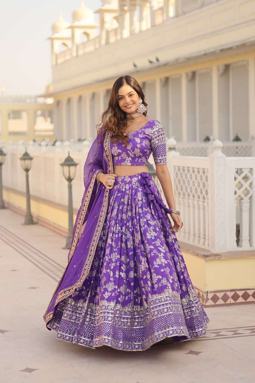 YNF VISCOSE KESH132 7080 LEHENGAS WHOLESALE FANCY TRADITIONAL EMBROIDERED LEHENGAS MANUFACTURER    