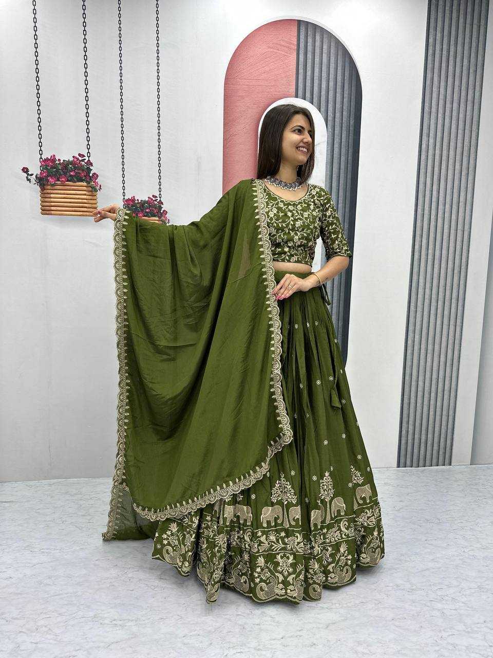 YNF CHINON KESH120 075 LEHENGAS WHOLESALE SILK TRADITIONAL EMBROIDERED LEHENGAS MANUFACTURER