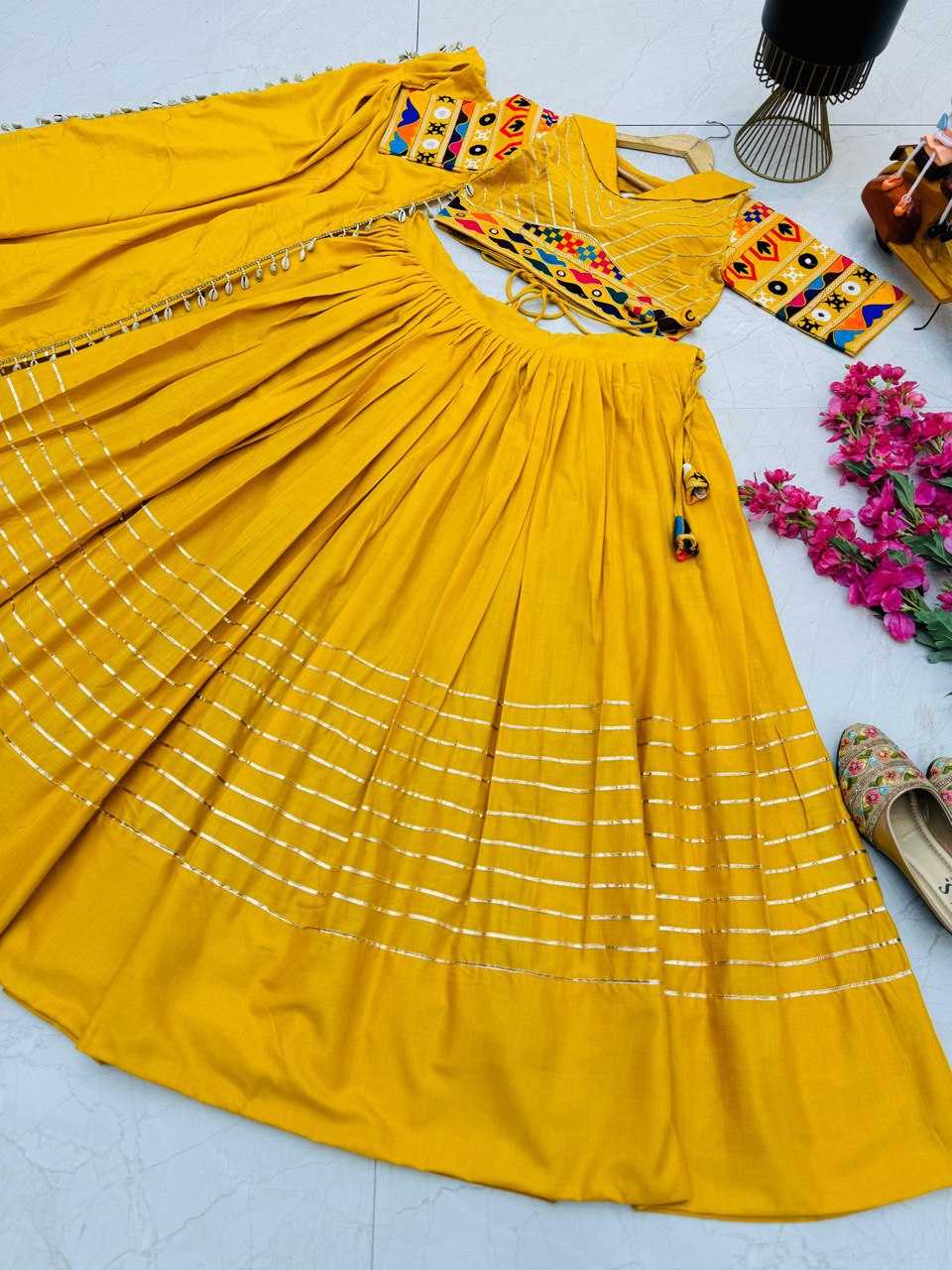 YNF COTTON KESH158 10100 LEHENGAS WHOLESALE TRADITIONAL EMBROIDERY NAVRATRI CHANIYA CHOLI LEHENGAS MANUFACTURER