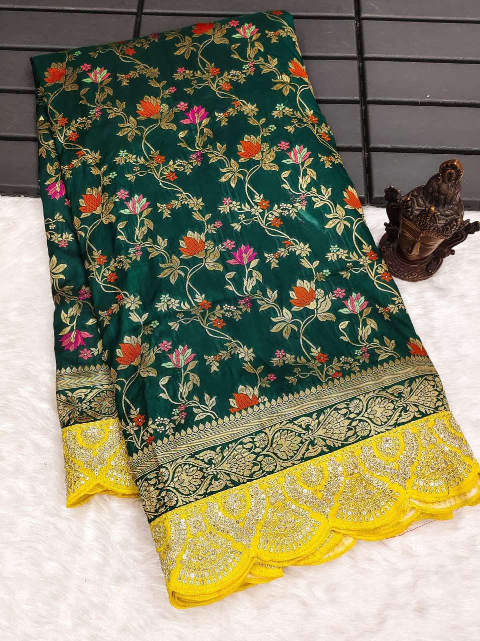 YNF DOLA SILK RIN118 RGK50 SILK SAREES WHOLESALE DOLA SILK HEAVY SILK SOFT SILK TRADITIONAL SAREES MANUFACTURER