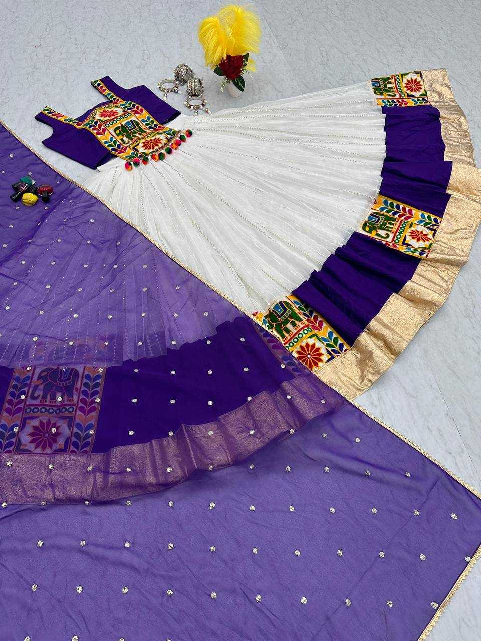 YNF PURE COTTON KESH120 150 LEHENGAS WHOLESALE TRADITIONAL NAVRATRI CHANIYA CHOLI LEHENGAS MANUFACTURER