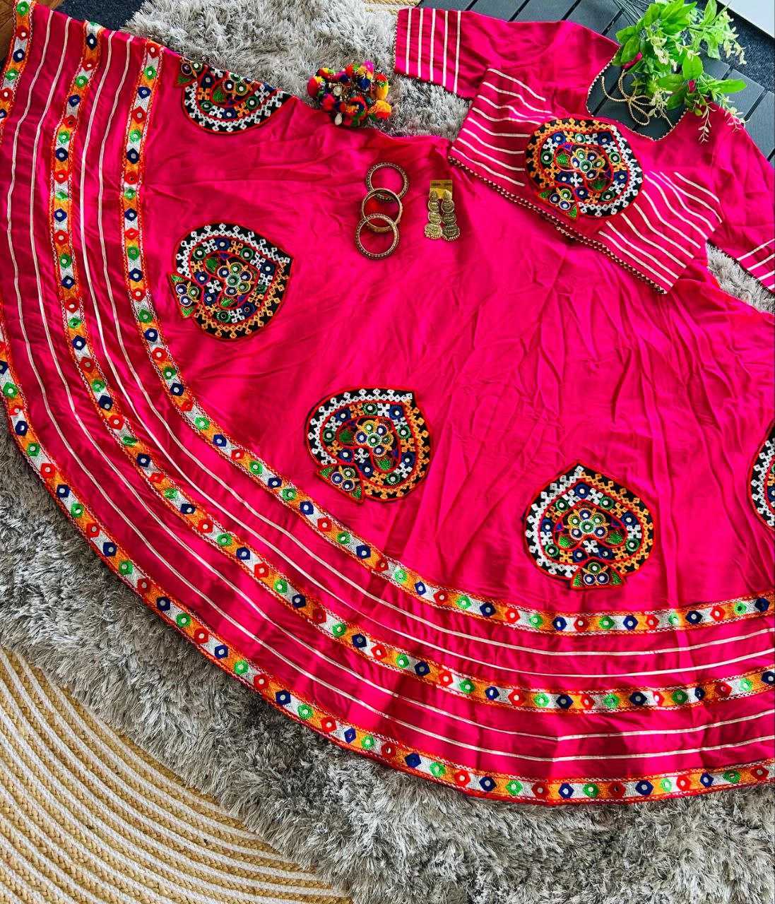 YNF HEAVY RAYON RIN202 566A LEHENGAS WHOLESALE TRADITIONAL CHANIYA CHOLI LEHENGAS MANUFACTURER