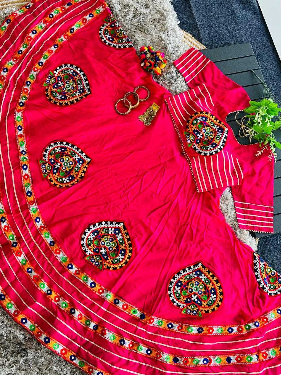 YNF HEAVY RAYON RIN202 566A LEHENGAS WHOLESALE TRADITIONAL CHANIYA CHOLI LEHENGAS MANUFACTURER