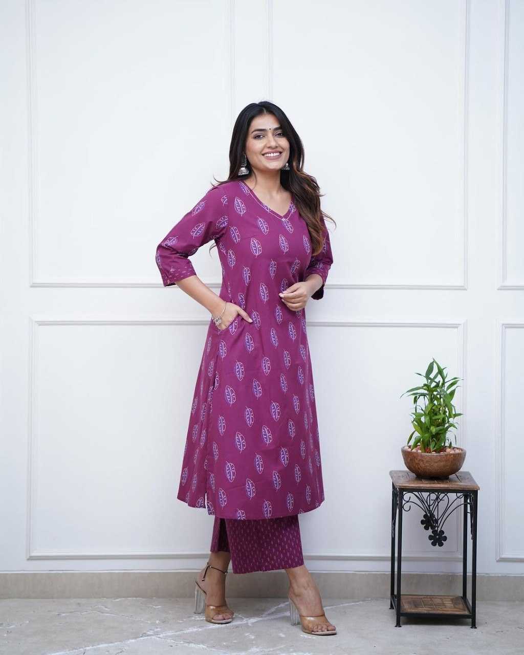 YNF MUSLIN KESH164 G64 KURTIS WHOLESALE LONG PRINTED KURTI WITH BOTTOM V-NECK LONG KURTIS MANUFACTURER