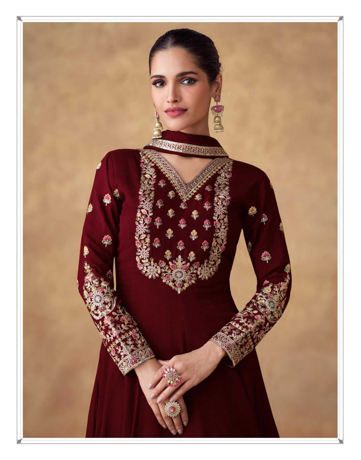 YNF CHINON AASHIRWAD KESH235 SWARA CLOTHING BRANDS WHOLESALE GOWN MANUFACTURER