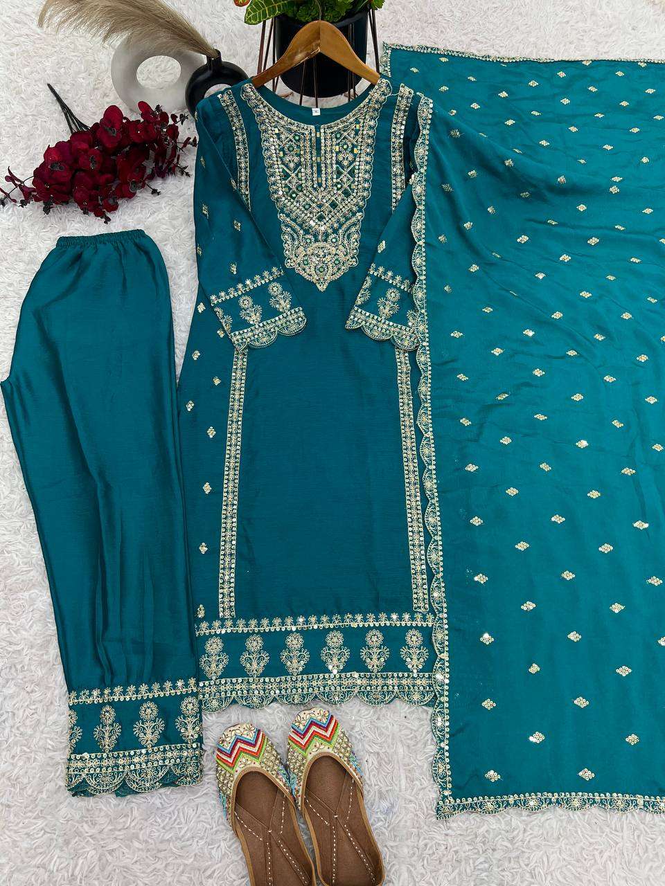 YNF KESH128 5001 SUITS & DRESSES WHOLESALE EMBROIDERY PARTY WEAR LADIES ZARI SUITS MANUFACTURER