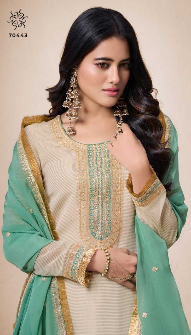 YNF ORGANZA VINAY KESH233 KULEESH CLOTHING BRANDS WHOLESALE SUITS MANUFACTURER