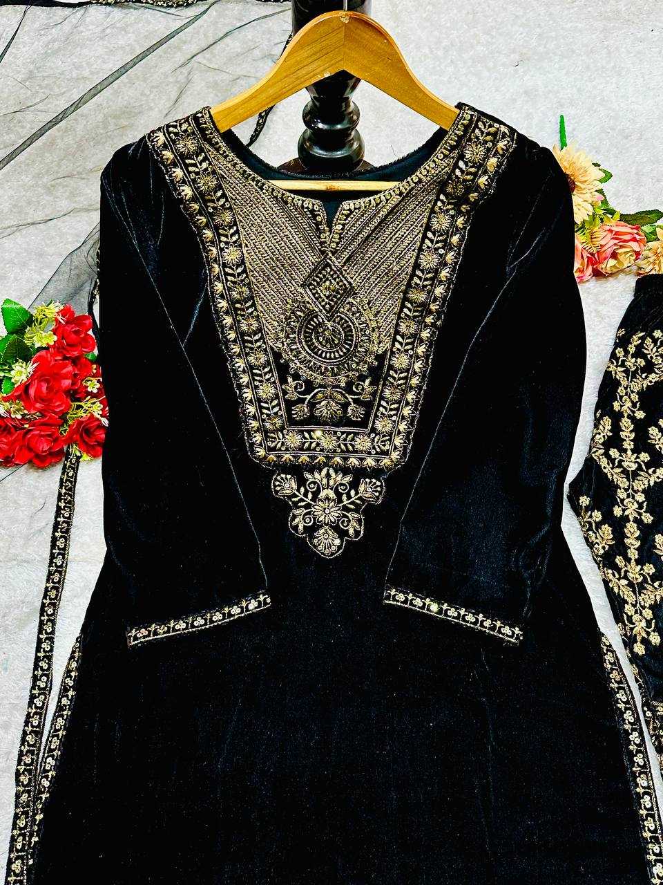 YNF VELVET KESH147 232 SUITS & DRESSES WHOLESALE EMBROPIDERY VELVET PARTY WEAR BLUE SUITS MANUFACTURE