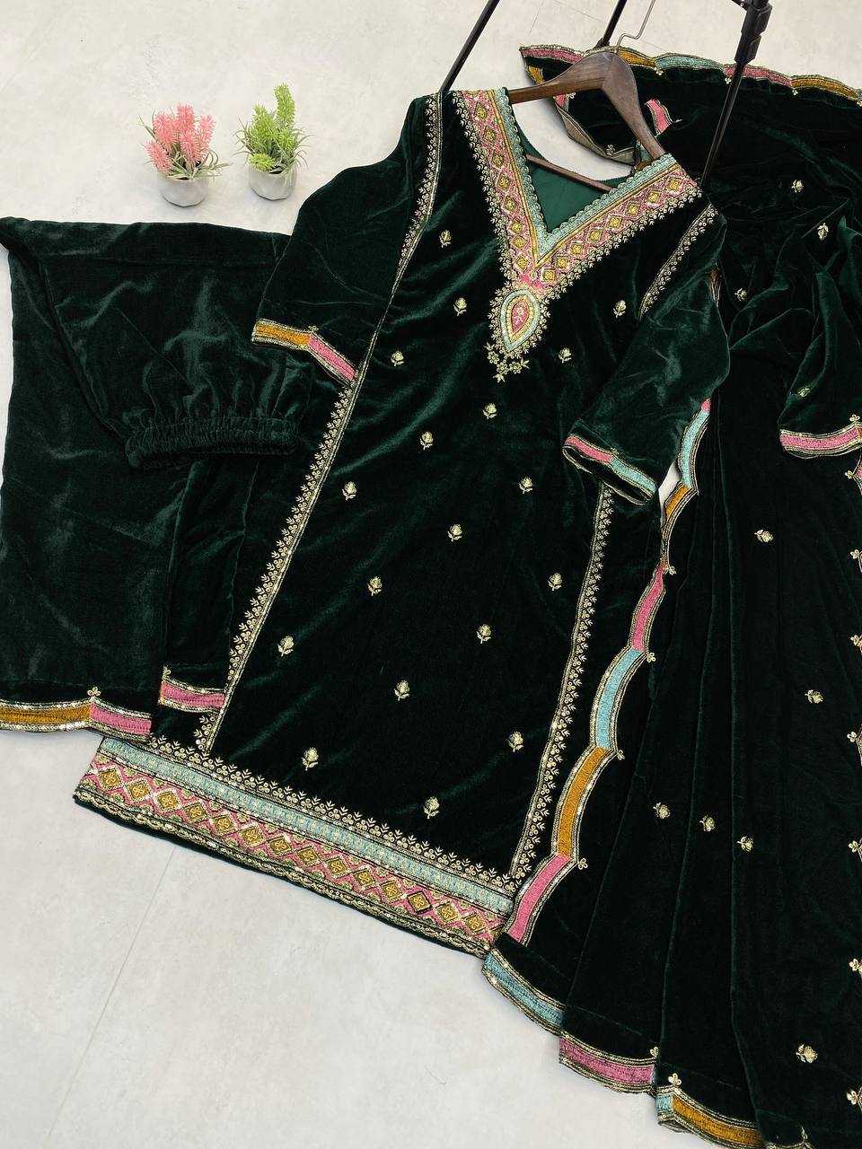 YNF VELVET RIN1411894A SUITS & DRESSES WHOLESAL PAKISTANI EMBROIDERY VELVET EID COLLECTIONS SUITS MANUFACTURE