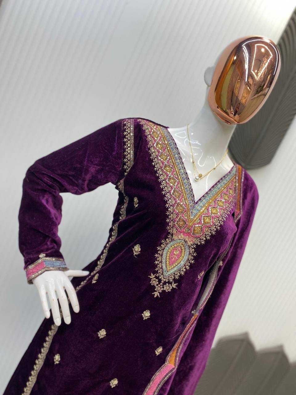 YNF VELVET RIN1411894A SUITS & DRESSES WHOLESAL PAKISTANI EMBROIDERY VELVET WEDDING SUITS MANUFACTURE