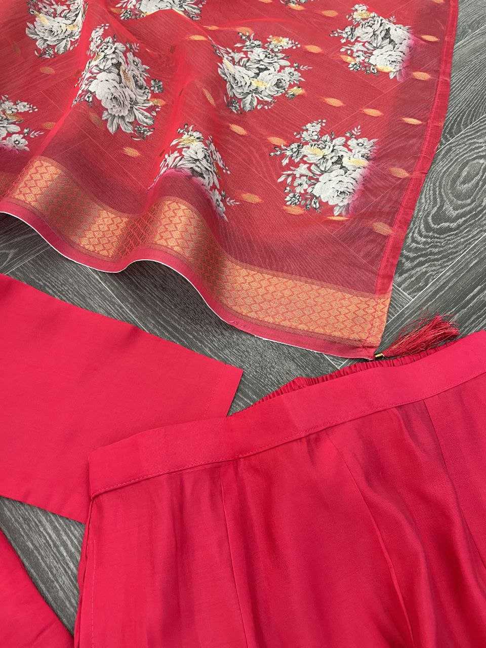 YNF VISCOSE CHANDERI RIN174 RAVIYA SUITS & DRESSES WHOLESALE EMBROPIDERY CHANDERI WEDDING PINK SUITS MANUFACTURE