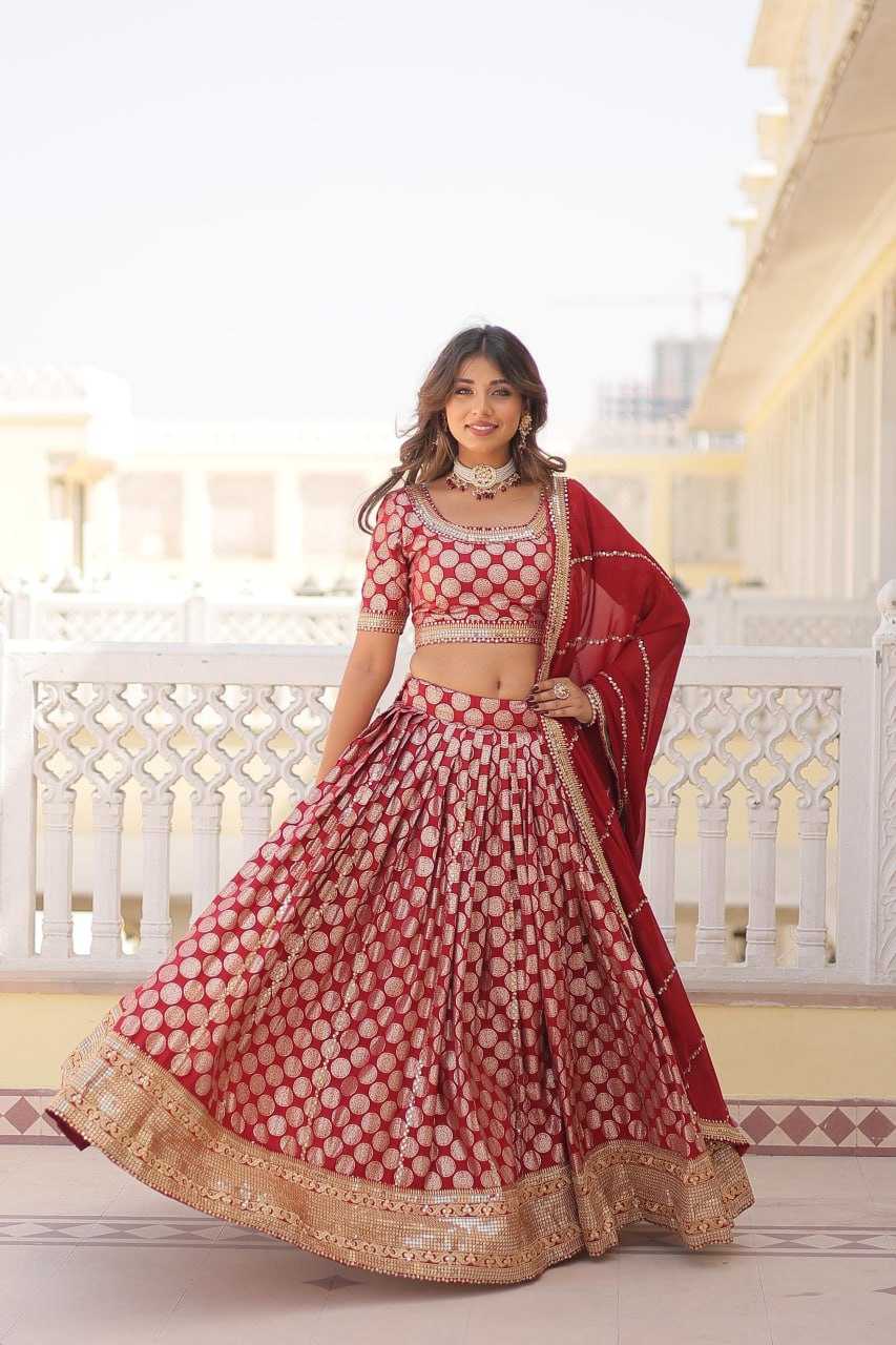 YNF VISCOSE KESH234 DSF015 LEHENGAS WHOLESALE RED TRADITIONAL WEDDING LEHENGAS MANUFACTURER